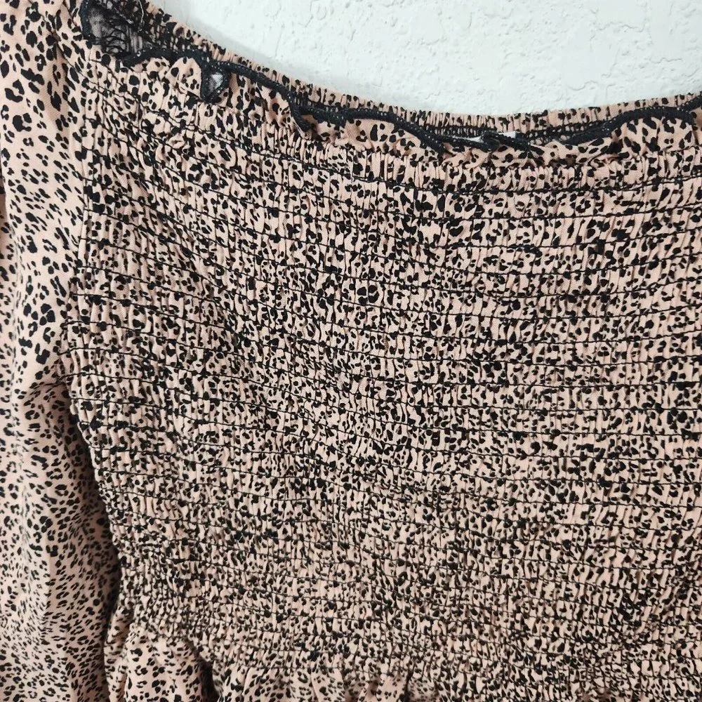 Urban Romantics Women's Leopard Print Baby Doll Top Ruffle Sleeves Size Medium